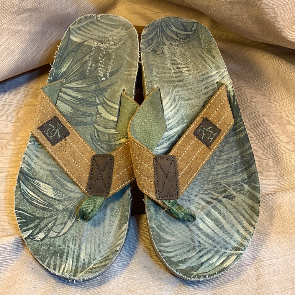 Penguin comfy flip flops worn few times great sole